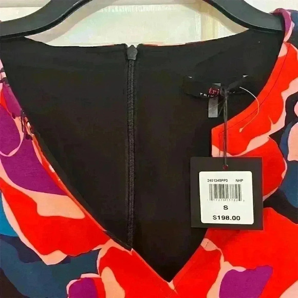 Trina Turk Women's Floral Bell Sleeve Dress Size S Multicolor Knee Length - Picture 7 of 9